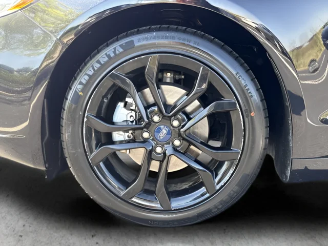 Used 2019 Black Ford SE image 25