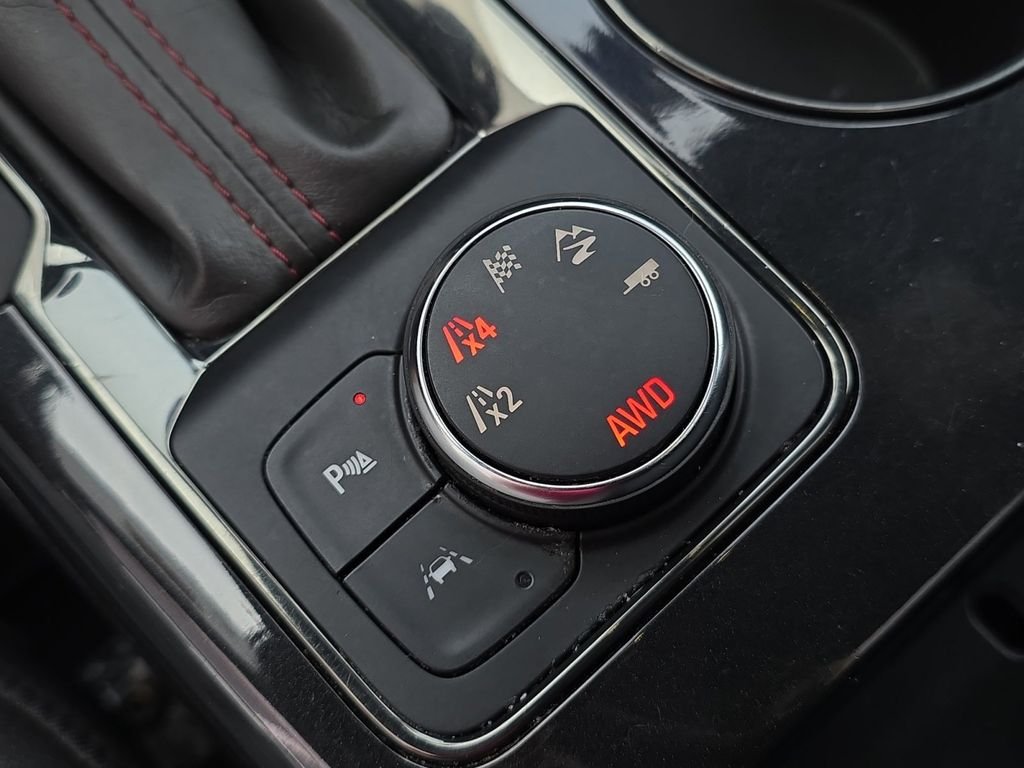Used 2023 Red Chevrolet RS image 27