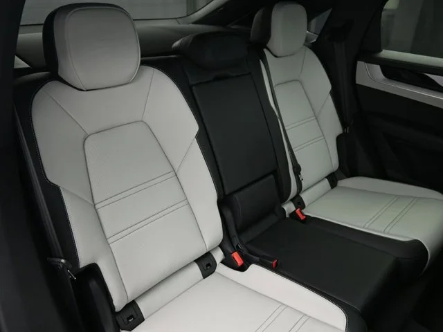2026 Porsche Cayenne Coup Base - Photo 58