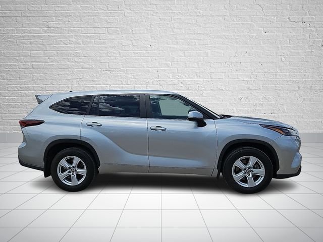 Used 2024 Silver Toyota LE image 5