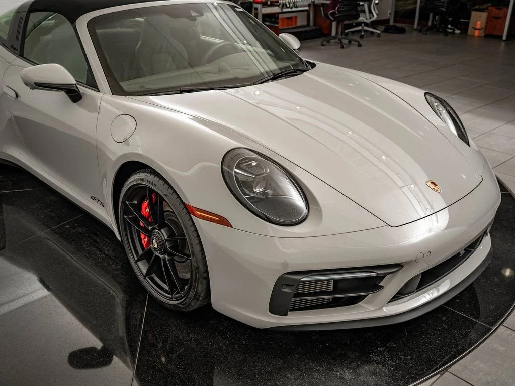 Used 2022 Chalk Porsche Targa 4 GTS image 17