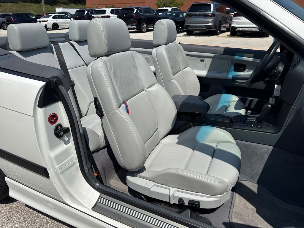 Used 1999  BMW Base image 21