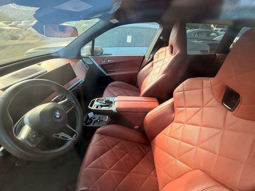 Used 2026 Beige BMW xDrive45 image 6
