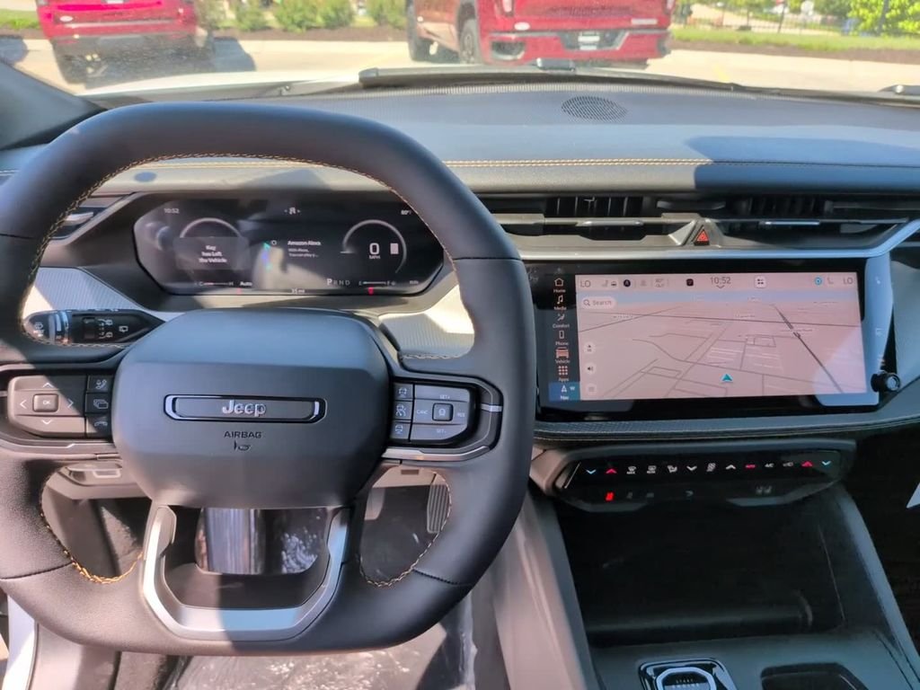 New 2026 White Jeep Laredo image 27