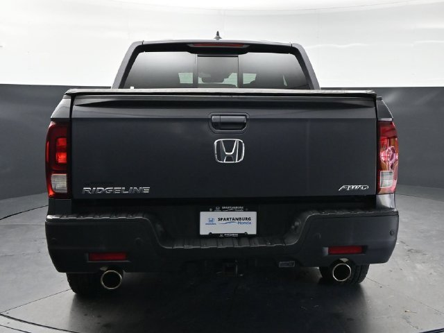 Certified Used 2023 Modern Steel Metallic Honda AWD RTL-E image 37