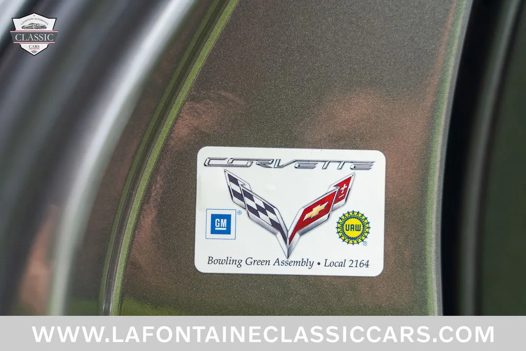 Used 2015 Gray Chevrolet Z06 image 52