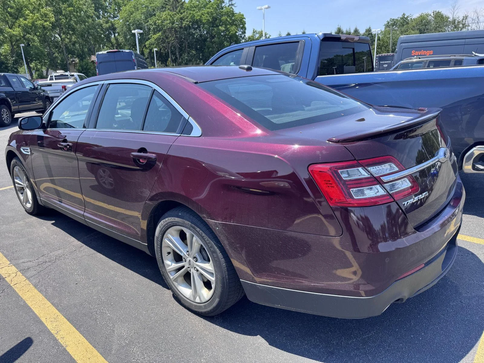 Used 2018 Burgundy Velvet Metallic Tinted Clearcoat Ford SEL image 4
