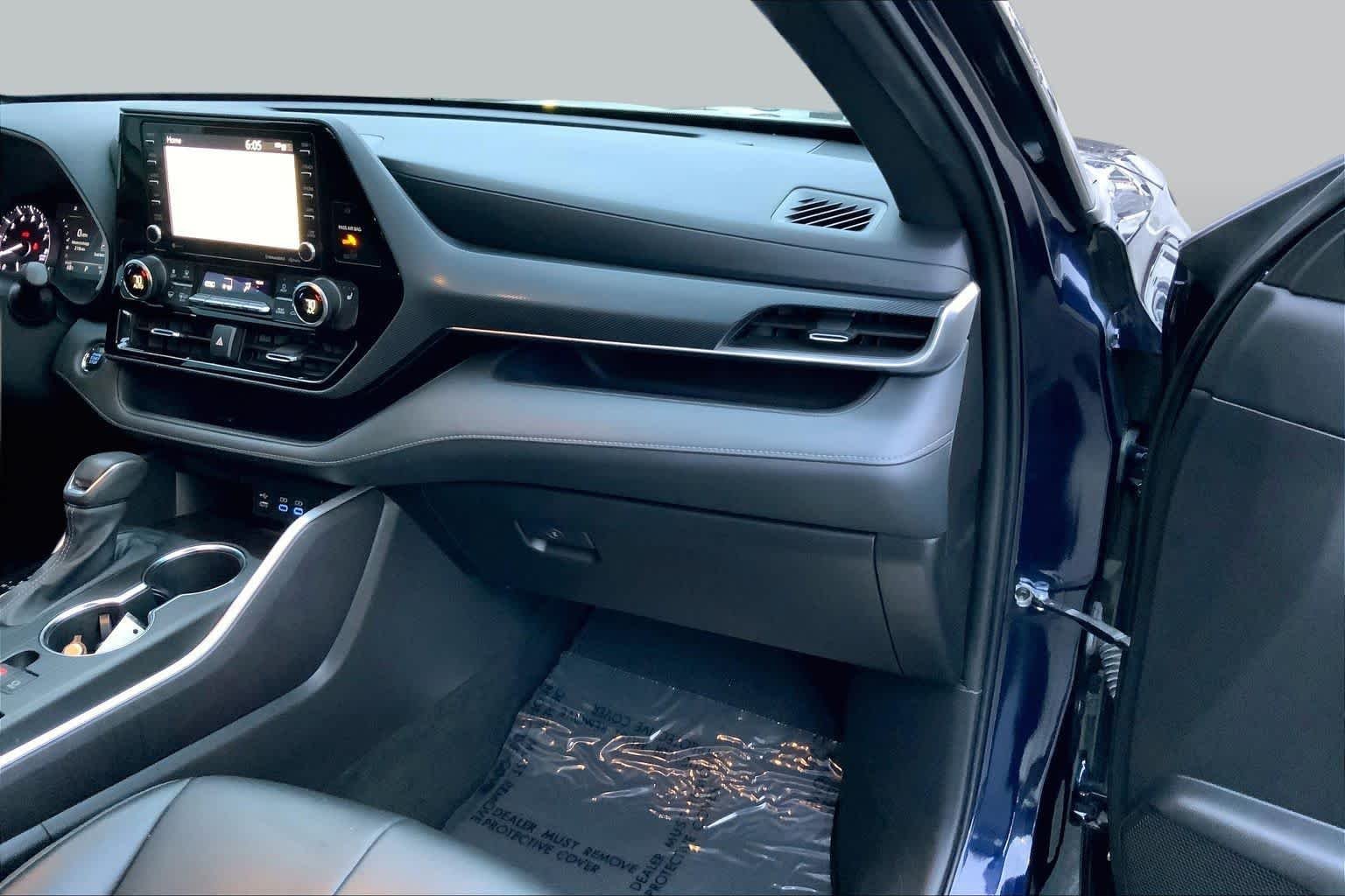 Used 2022 Blueprint Toyota XSE image 34