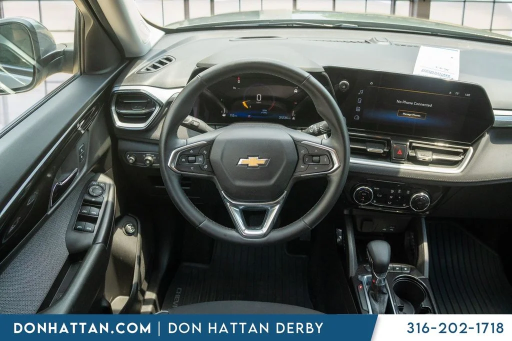 Used 2024 Gray Chevrolet LT image 6