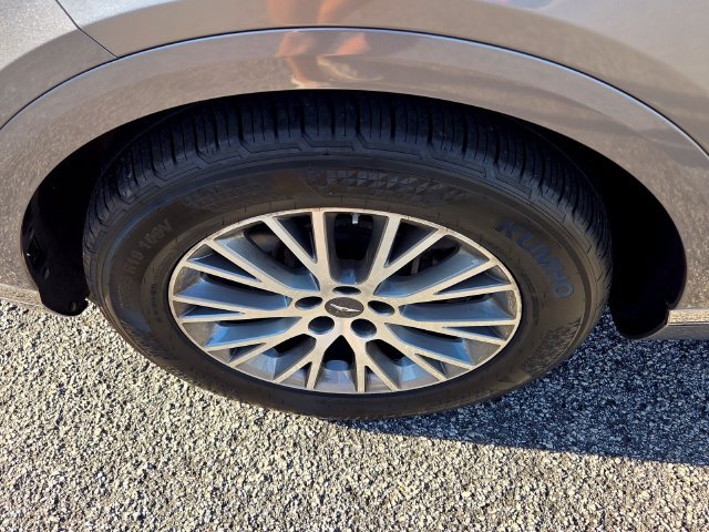 Used 2024 Silver Genesis 2.5T image 20
