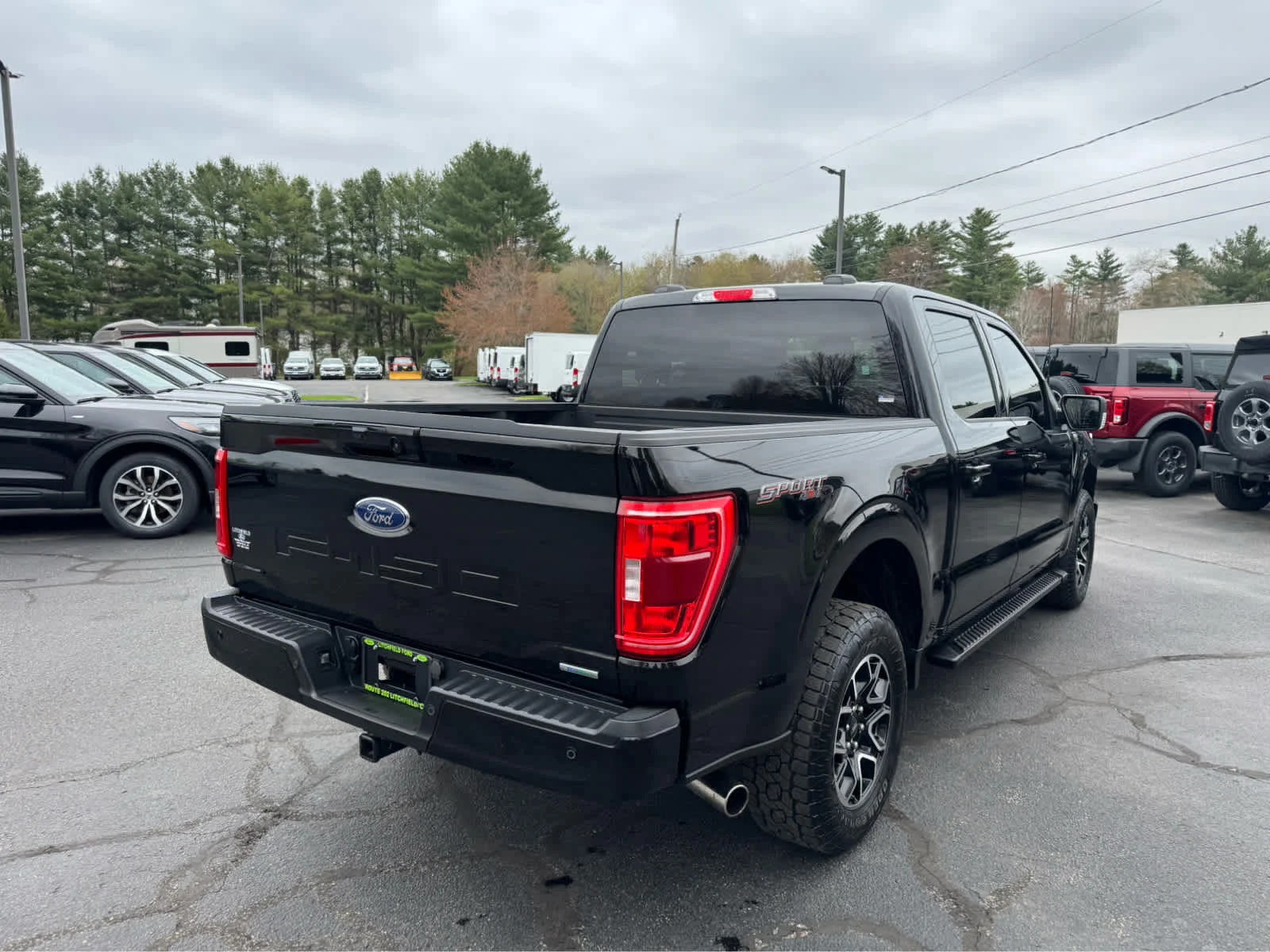 Certified Used 2023 Agate Black Ford XLT image 6