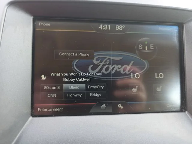 Used 2015 White Ford SEL image 21