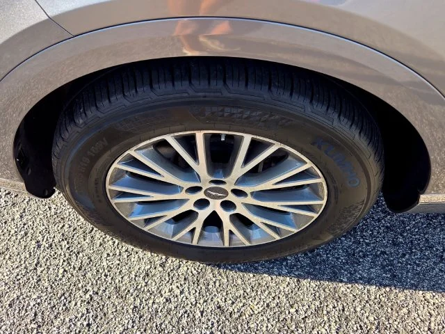 Used 2024 Silver Genesis 2.5T image 20
