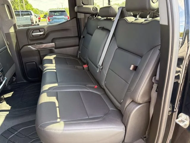 Used 2019 BLACK Chevrolet LTZ image 16