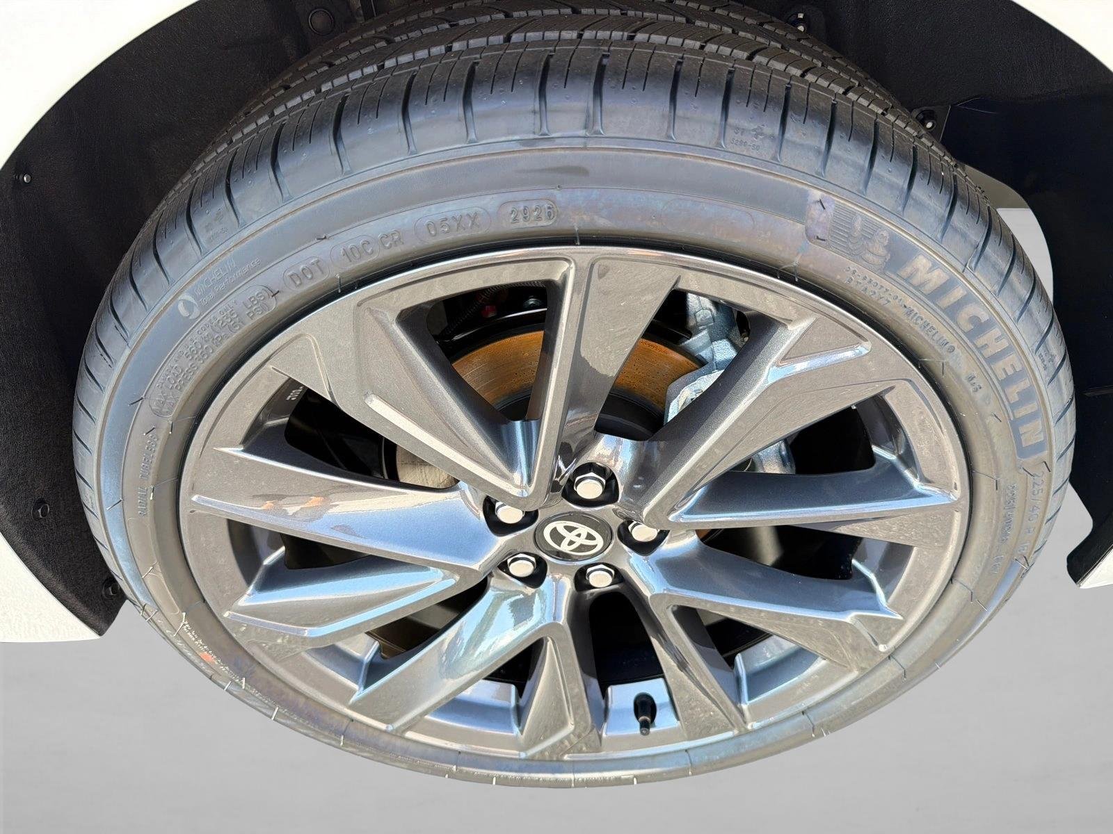 New 2027 Classic Silver Metallic Toyota SE image 19
