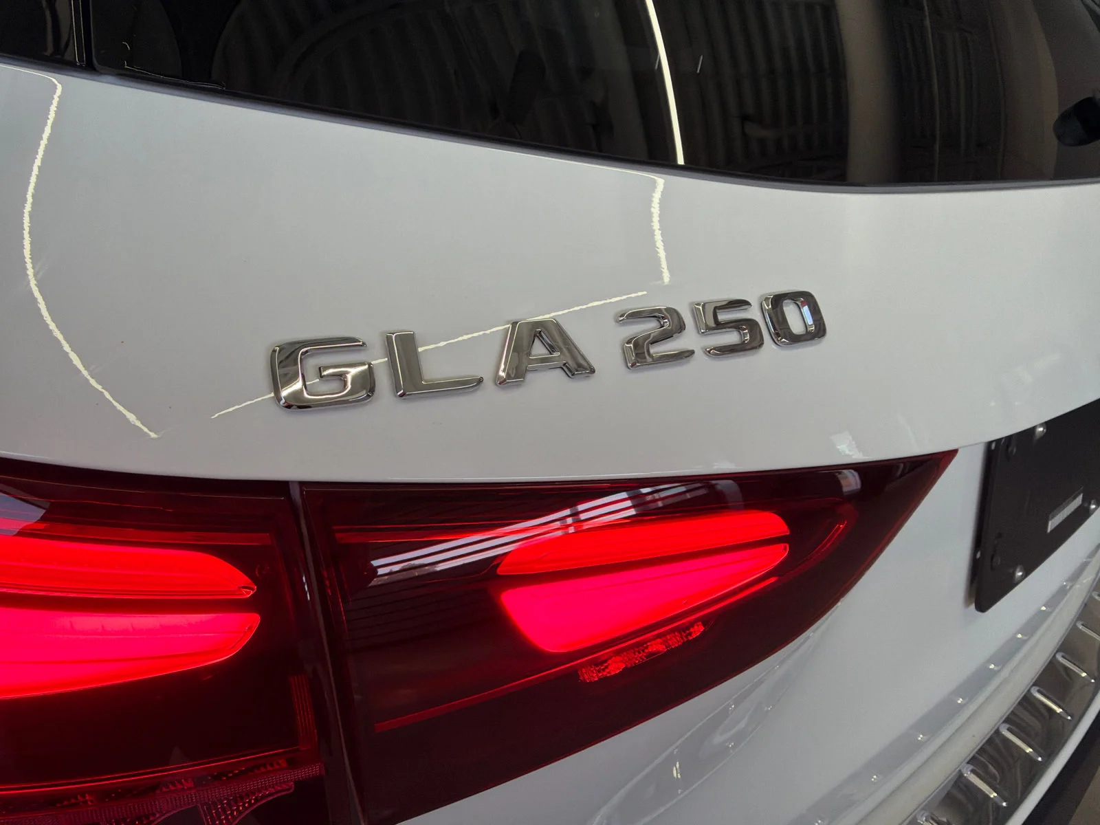Used 2026 White Mercedes-Benz GLA 250 image 31