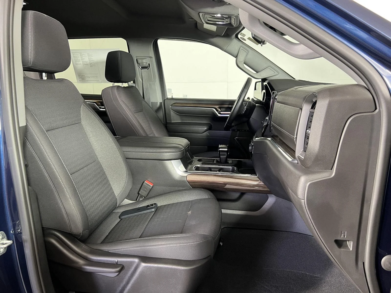 Used 2023 NORTHSKY BLUE METALLIC Chevrolet LT Trail Boss image 5