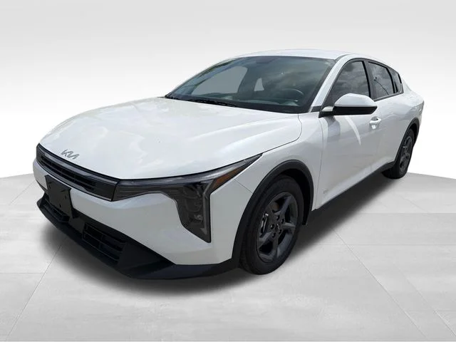 New 2026 Snow White Pearl Kia LXS image 3