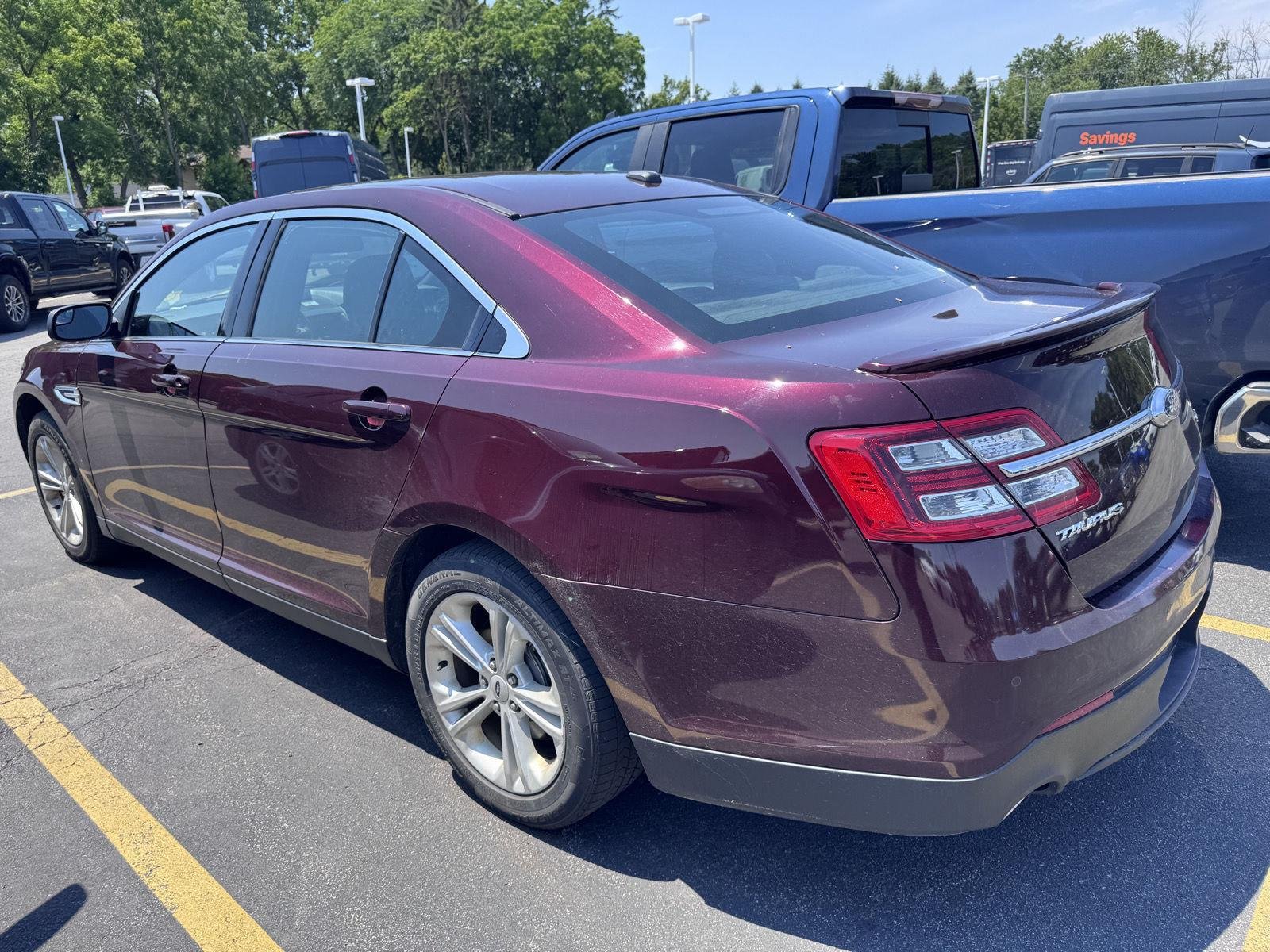 Used 2018 Burgundy Velvet Metallic Tinted Clearcoat Ford SEL image 4