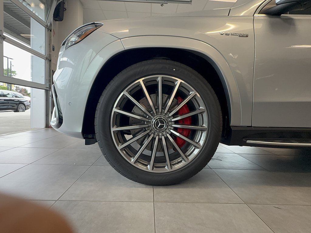 New 2026 Cirrus Silver Metallic Mercedes-Benz AWD AMG® GLS 63 4MATIC® 4dr SUV image 7