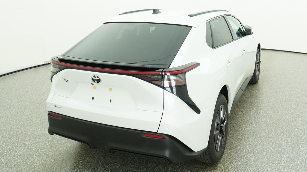 New 2026 Wind Chill Pearl Toyota XLE image 22