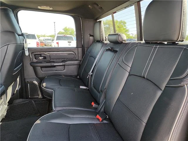 Used 2024 White RAM Limited 4x4 Crew Cab 8 ft. box 169.5 in. WB image 9