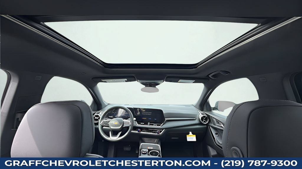 New 2027 Summit White Chevrolet LT image 40
