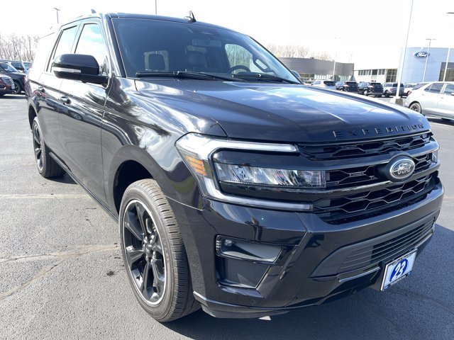 Certified Used 2024 Agate Black Ford Limited image 35