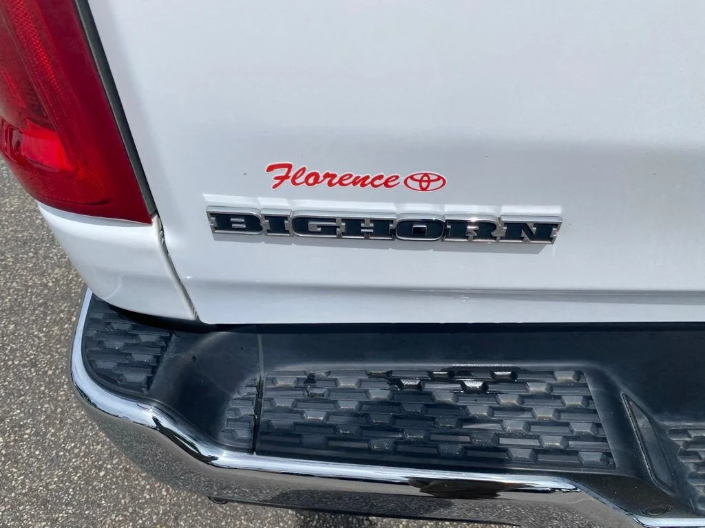Used 2025 White Ram Big Horn/Lone Star image 12