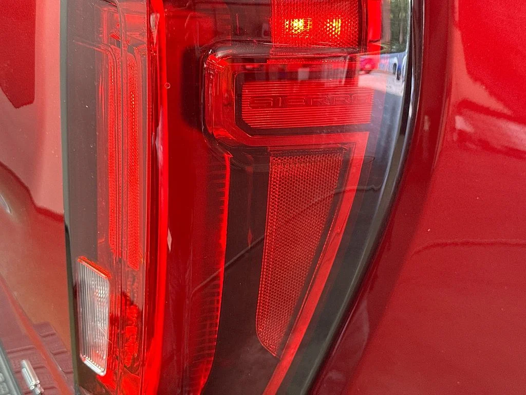 Used 2025 Red GMC SLT image 31