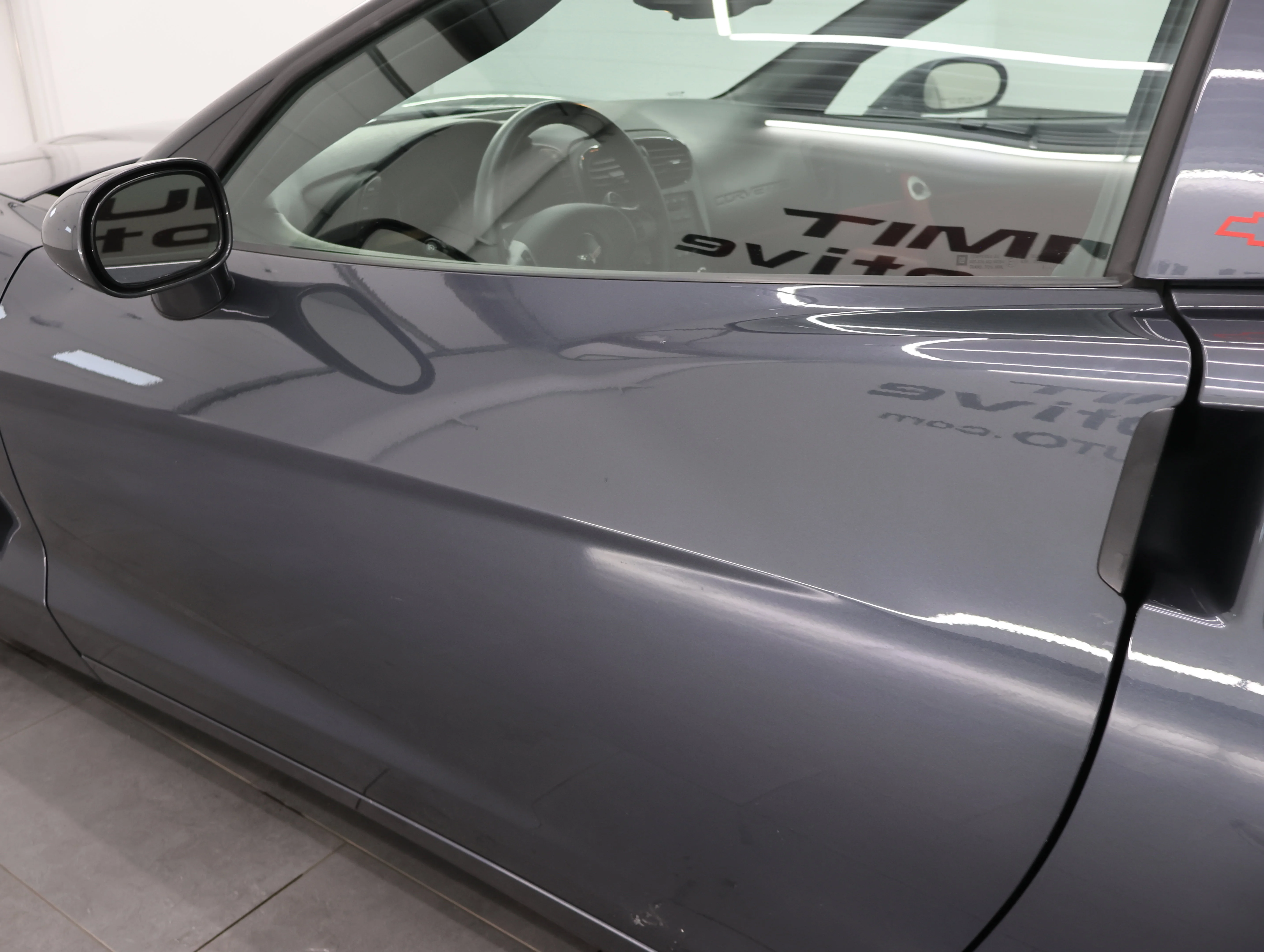 Used 2009 Cyber Gray Metallic Chevrolet Base image 27