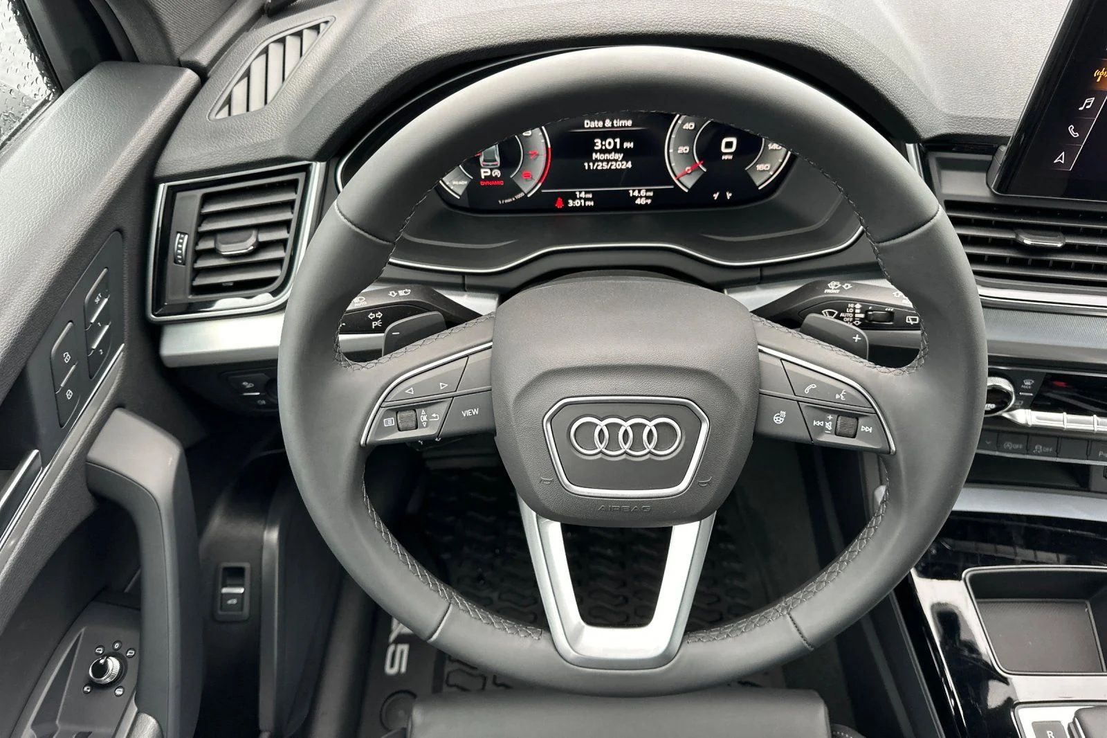 Used 2025 White Audi 45 S line Premium image 13