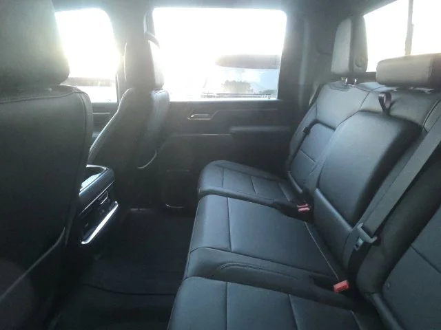 Used 2025 Silver GMC SLT image 8