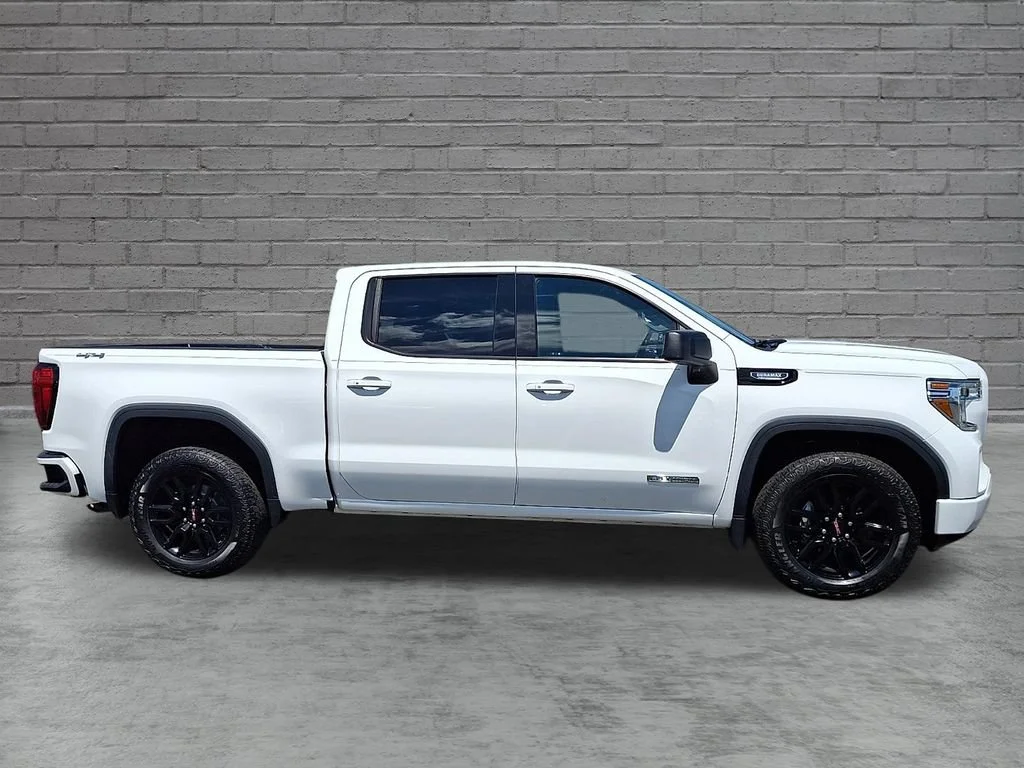 Used 2021 SUMMIT WHITE GMC Elevation image 9