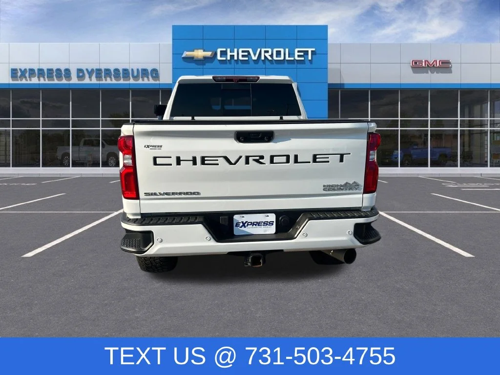 Used 2022 White Chevrolet High Country image 6
