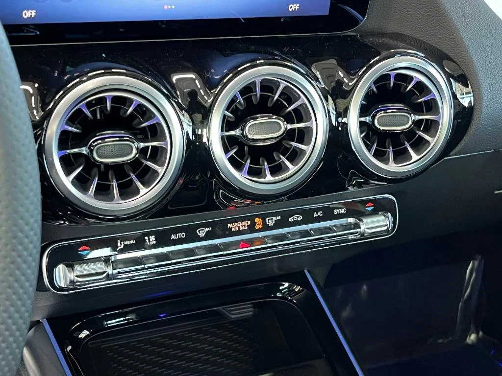 2025 Mercedes-Benz GLA GLA35 AMG - Photo 7