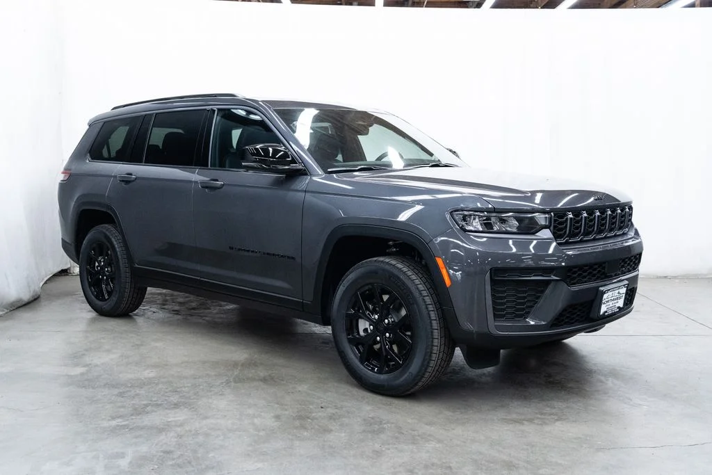 New 2026 Baltic Gray Metallic Clear-Coat Exterior Paint Jeep Altitude image 1