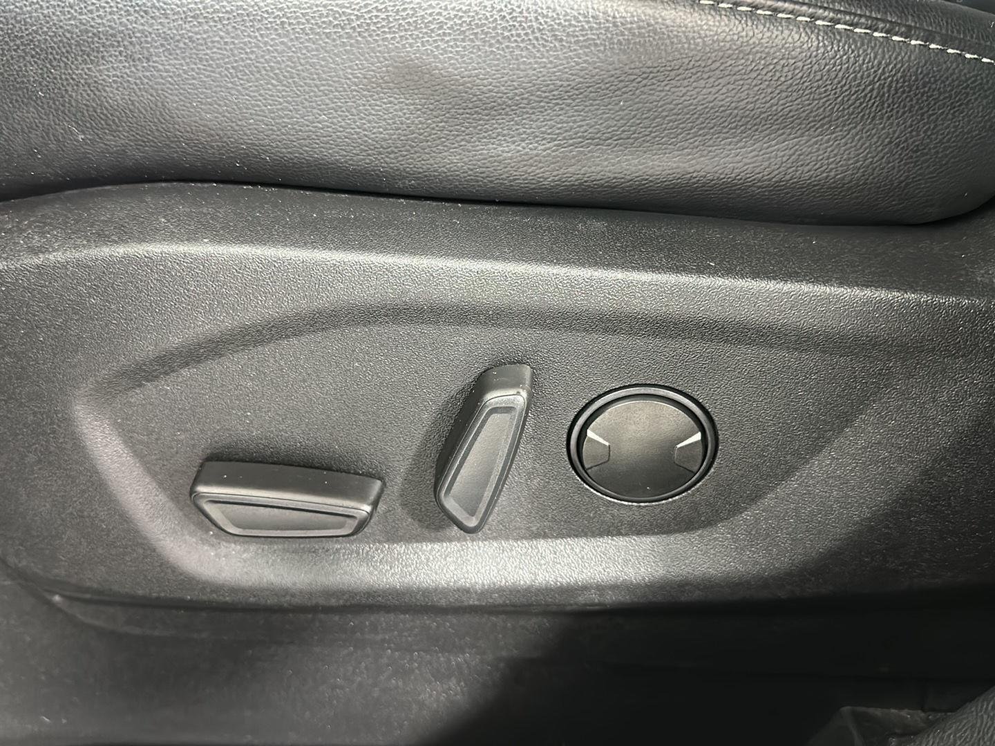Used 2024 Carbonized Gray Ford SEL image 19