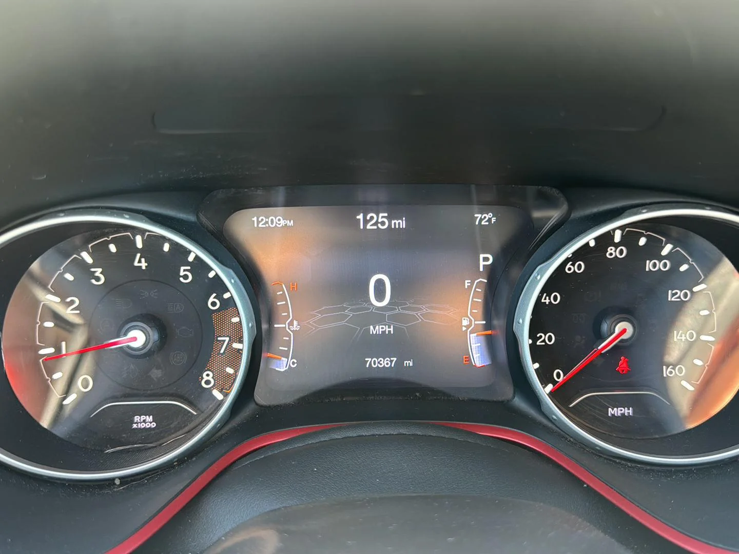 Used 2019 White Clearcoat Jeep Trailhawk image 17