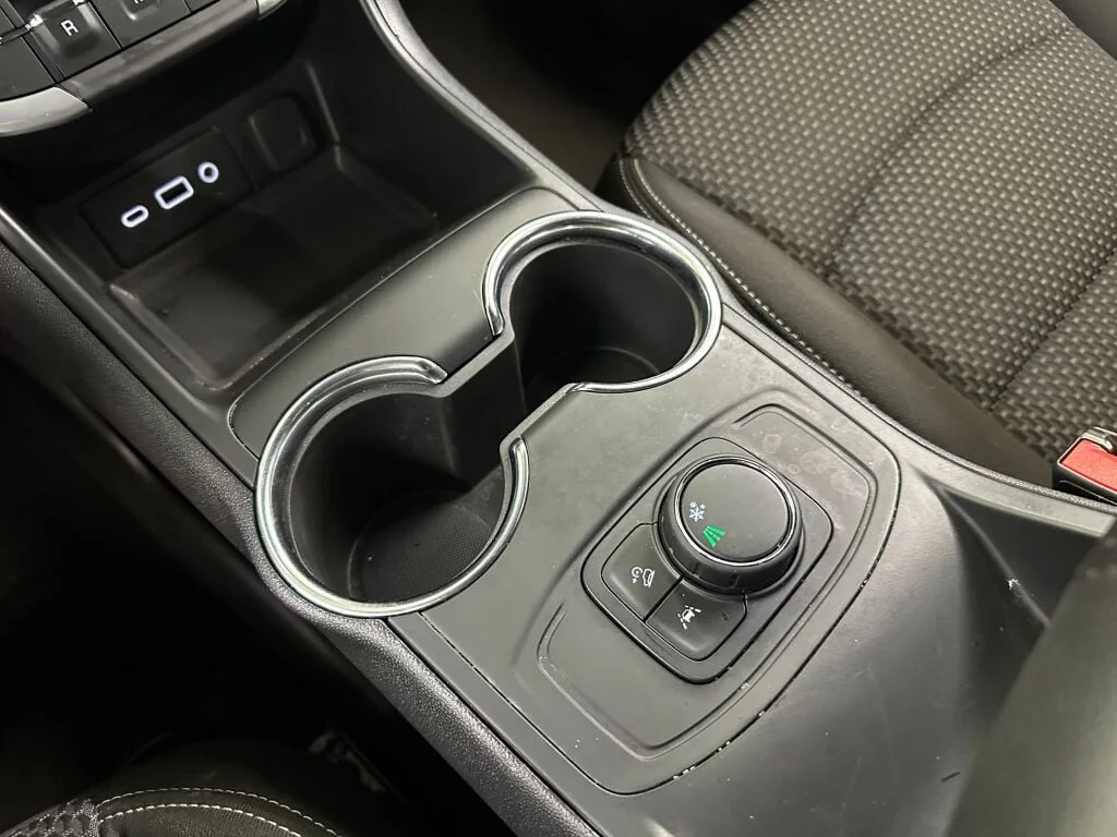 2023 GMC Terrain SLE - Photo 14