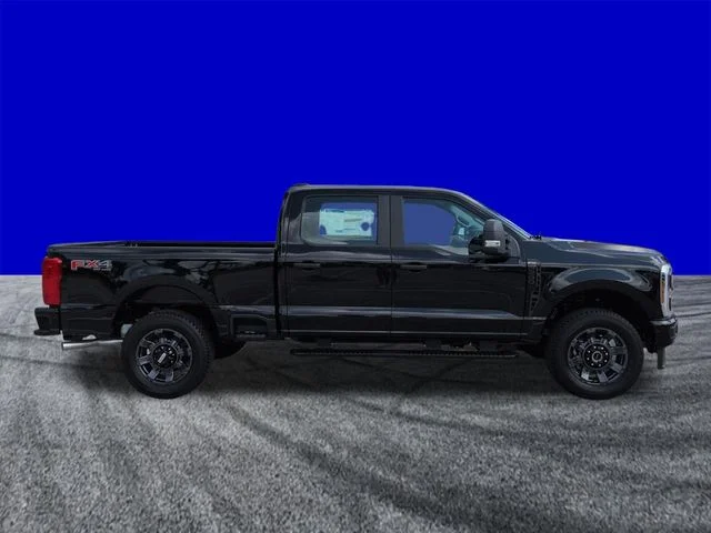 New 2026 Black Ford XL image 3