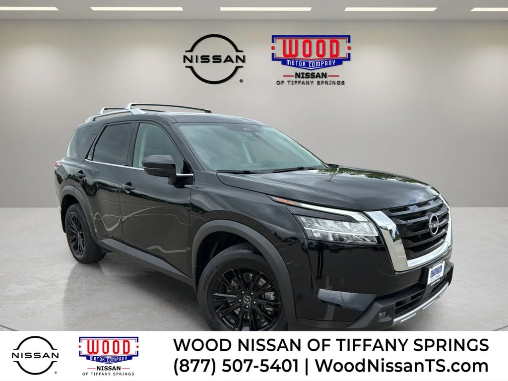 Certified Used 2023 Super Black Nissan SL image 1