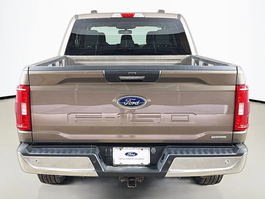 Used 2023 Stone Gray Metallic Ford XLT image 12