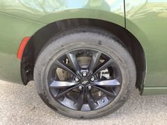 Used 2023 Green Dodge SXT AWD image 28