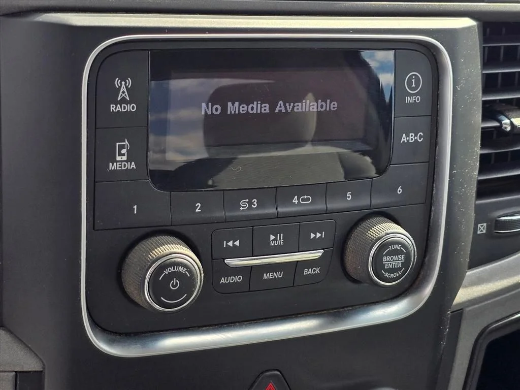 Used 2013 White Ram Tradesman image 20