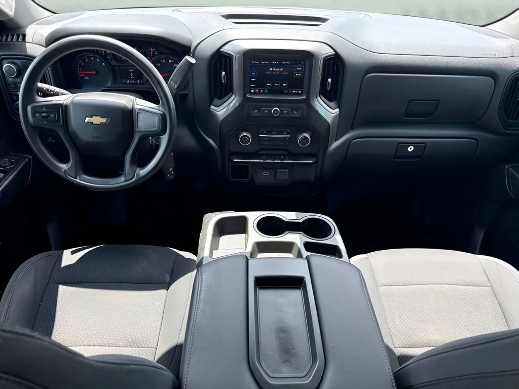 Used 2020 SHADOW GRAY METALLIC Chevrolet Custom image 12