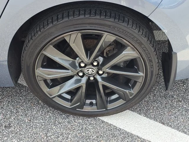 Used 2024  Toyota SE image 10