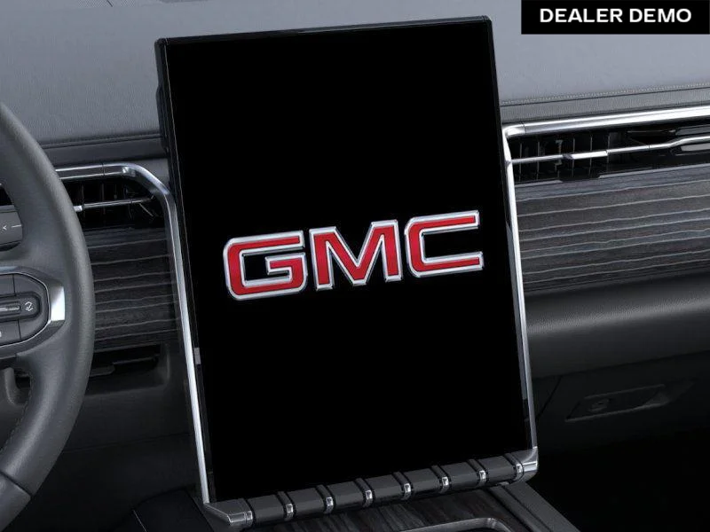 Used 2025  GMC Denali image 20