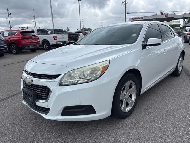 Used 2015 Chevrolet Malibu 1LT with VIN 1G11C5SL7FF115855 for sale in Greenwood, IN