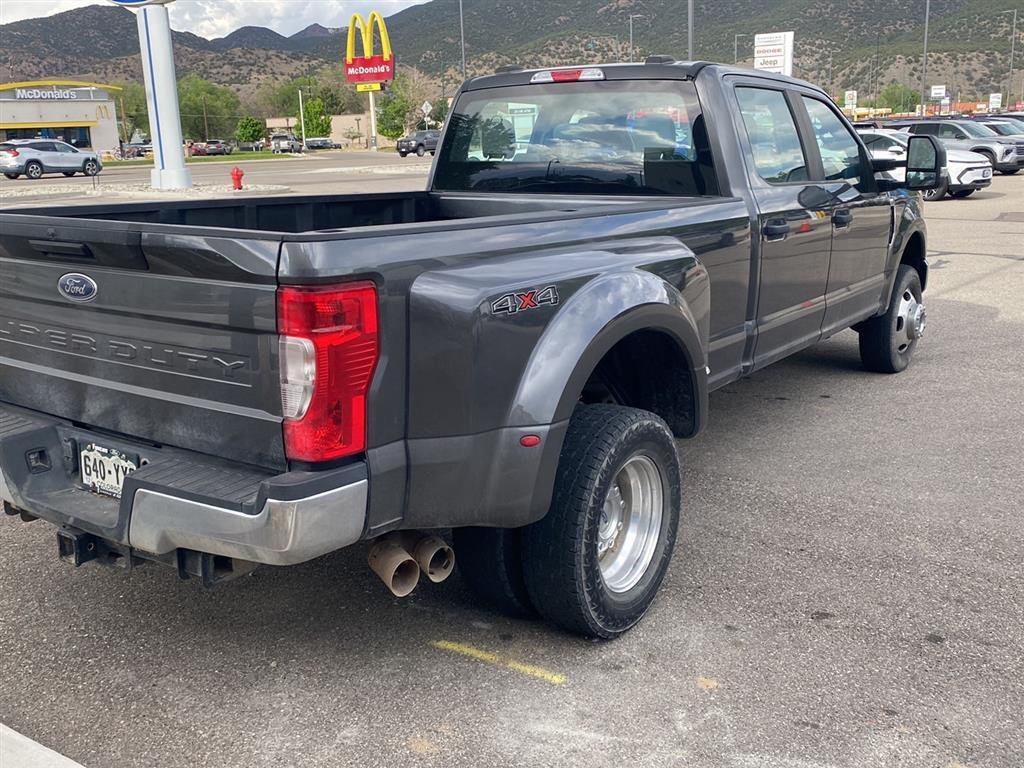 Used 2020 Magnetic Ford XL image 3